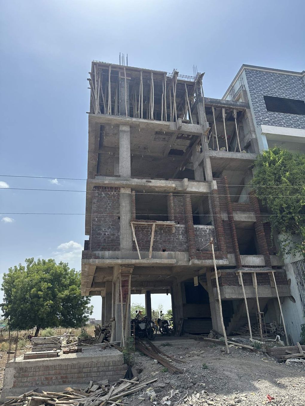 Chaudhari Apartments - construction, structural frame